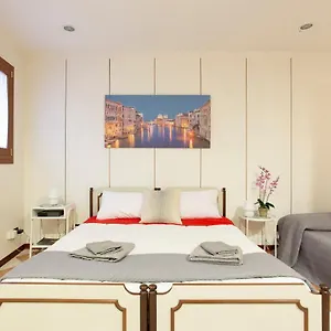 Residenza Giulia Apartamento Venecia