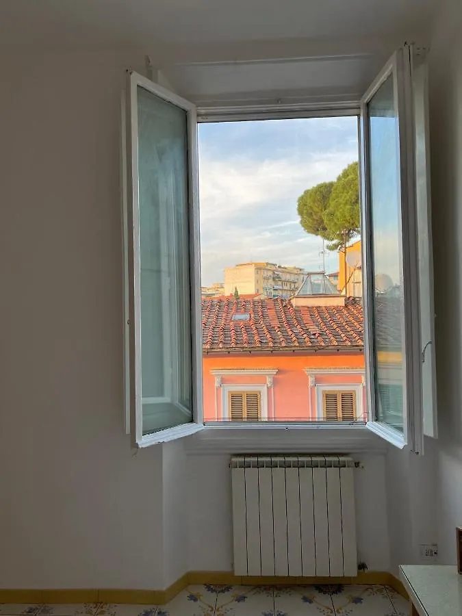 Firenze Apartment